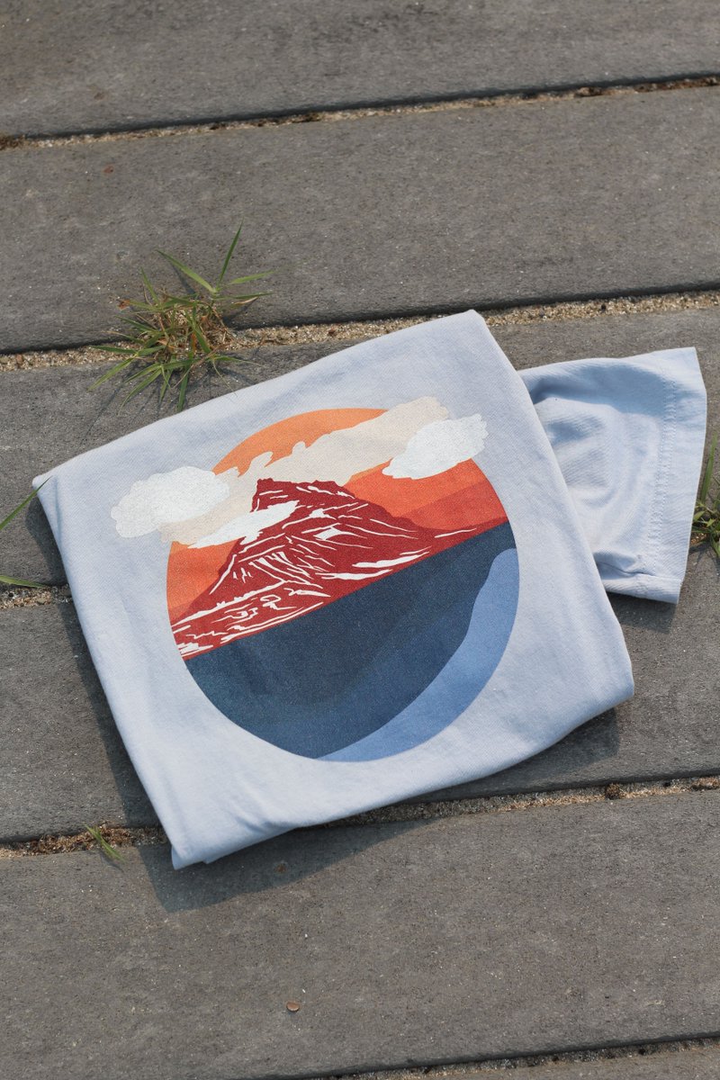 BloomClothingCo's tweet photo. It's a great day to explore the #SaveTheSeas collection! 

You can checkout this seaworthy collection at: https://t.co/fgQ8T3iHlC

#ecofashion #fashion #sustainable #oceana #savetheplanet https://t.co/v9EU26Gl1K