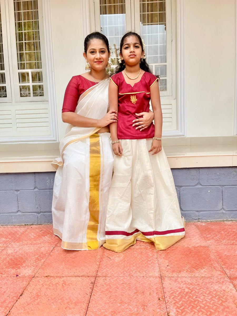 iamreshmajose's tweet photo. Onam 2021 #onam2021 #OnamAsamshakal #OnamSpecial #onamcelebration #OnamFestival #OnamVibes #keralasaree https://t.co/ZbwW7uEzCn