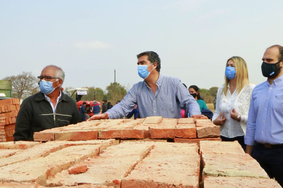 En el día nacional del ladrillero artesanal lanzamos desde #SanMartín el Fondo Integrado de Ladrilleros de la Provincia del Chaco.

Una iniciativa para impulsar la organizacion y el asociativismo del sector y reivindicar sus derechos 🤝🏼.