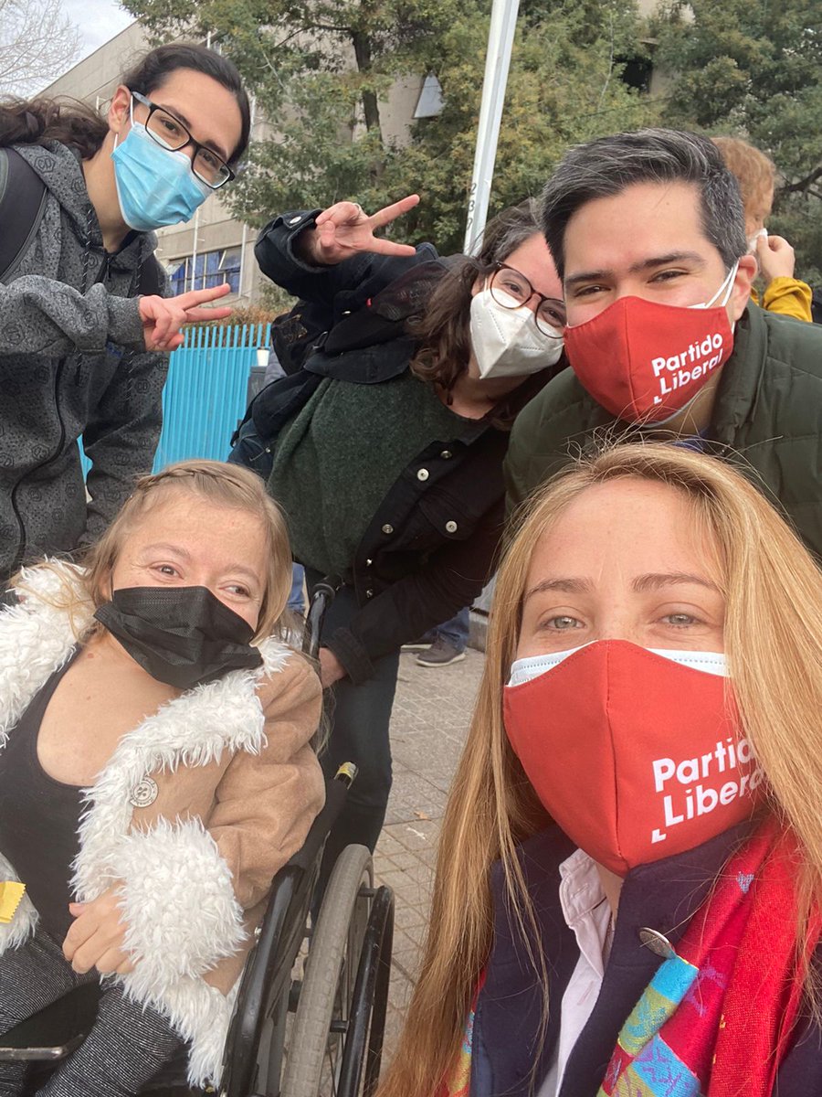 Hoy es el dia! 
<a href="/Liberales_Chile/">Partido Liberal</a> acompañando a Paula #VamosPorLoImposible 

#PaulaPresidenta 
#YoVotoNarvaez