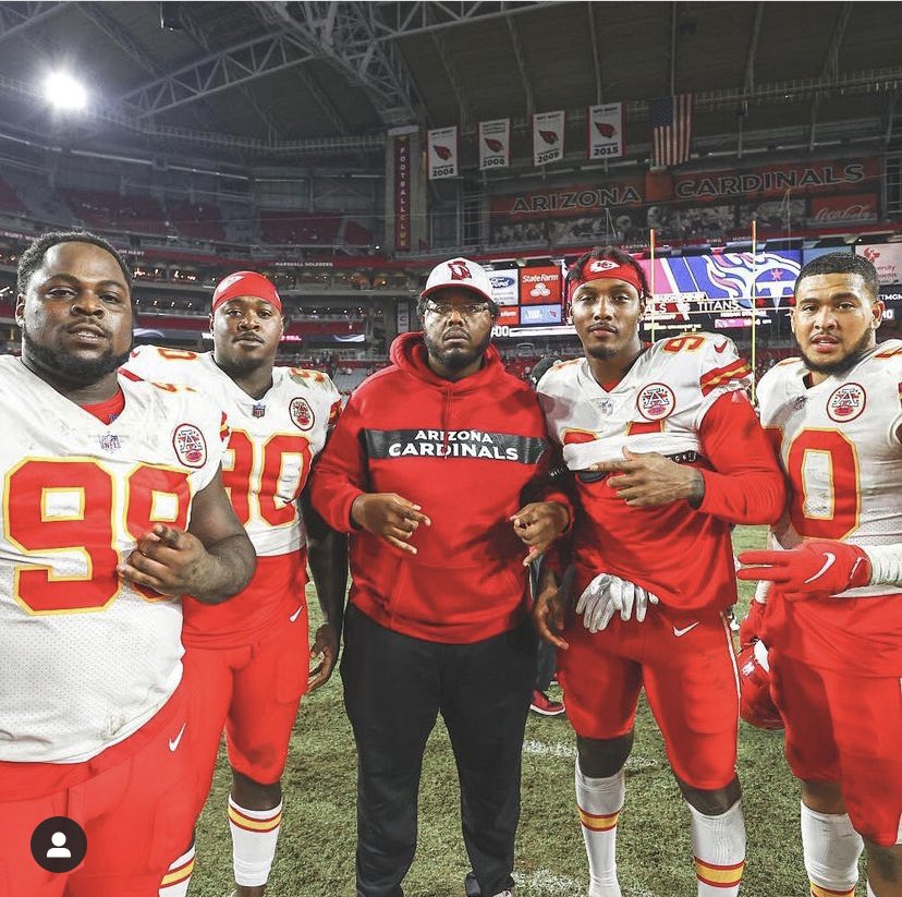 CoachBTJordan's tweet photo. Was good linking with the gang after the game!! Trench Performance! We family! @jarranreed @TheSupremeTaco @AustinEdwards80 @khalenNOTkaylen https://t.co/171FHNxMD1