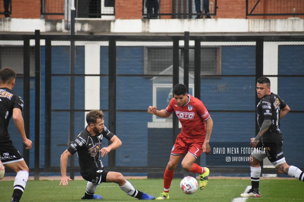 Imágenes del encuentro ante <a href="/caallboys/">Club Atlético All Boys</a>  en el 20 de Octubre 
#Soydesuarez 
📸<a href="/davidnieva95/">David Nieva</a>