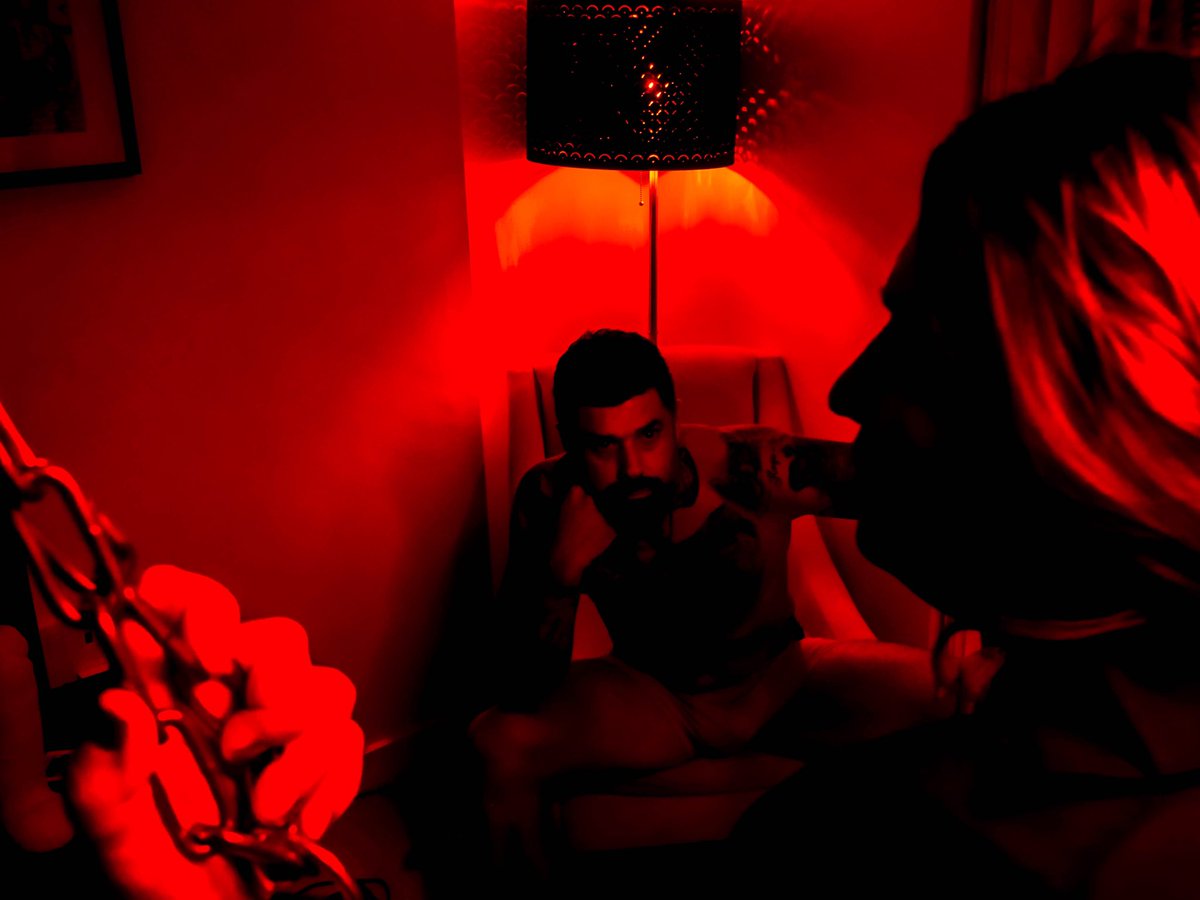 Even in the shadow your the only thing I choose to see… @DaddyDirty6 
#hardcore #fetish #kinks #blkoctober #femboy #trans #crossdresser #artfetish