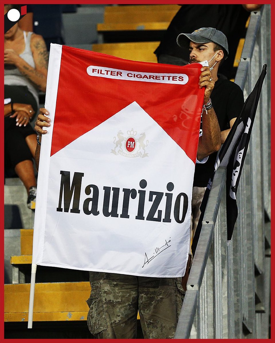 È Sarri mania 🚬

#Lazio #Sarri