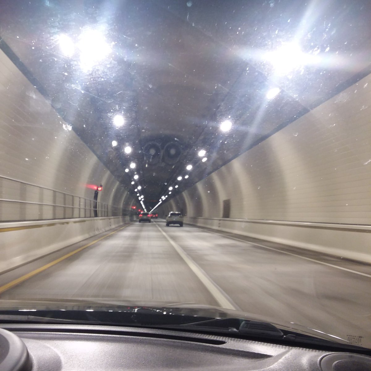 When I was driving through the tunnel that goes from Tennessee to Kentucky