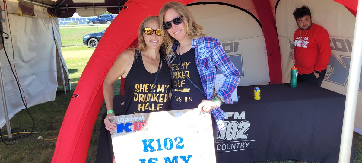 Acalderilla's tweet photo. #k102 #Winstock21 cold beer never broke our hearts 💕 💞 https://t.co/G2Xzomo9Am