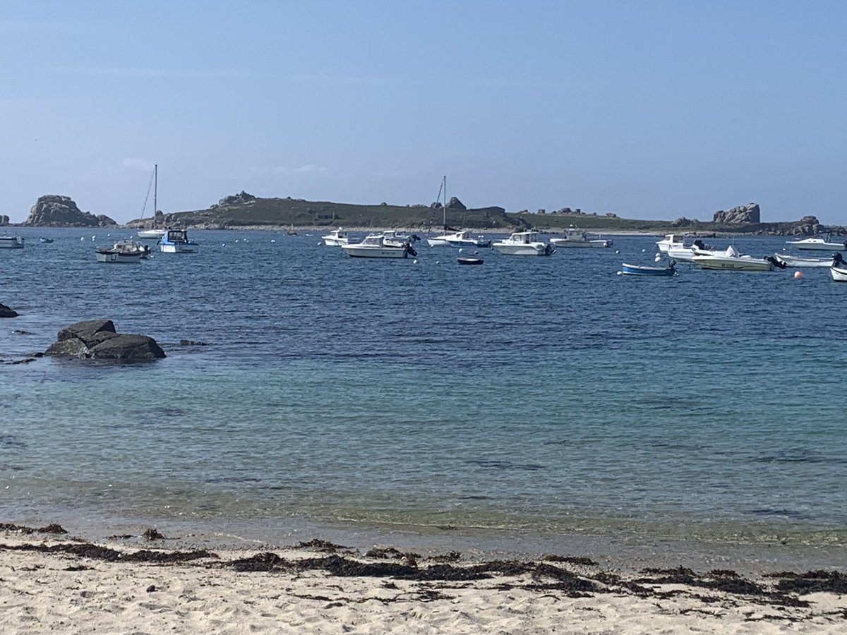 RegineRoueBzh's tweet photo. #MagnifiqueBretagne et après cela on dit qu’il ne fait pas beau, certes la météo annonçait pluie et couvert. #passionmer https://t.co/bP02tSqx4v