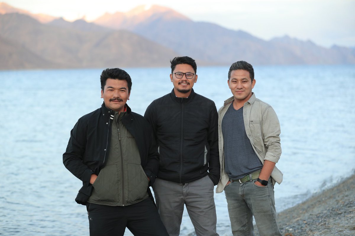 thinles_ladakh's tweet photo. The Pangong Lake this season with #Dampo and #Chumik. https://t.co/OFhi9aZlep