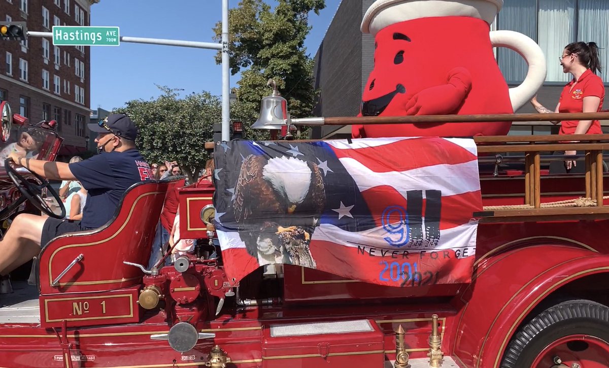 KoolAidDays's tweet photo. Check out these photos from the Grand Parade! We hope everyone had a great time! https://t.co/3PFfMgYliG