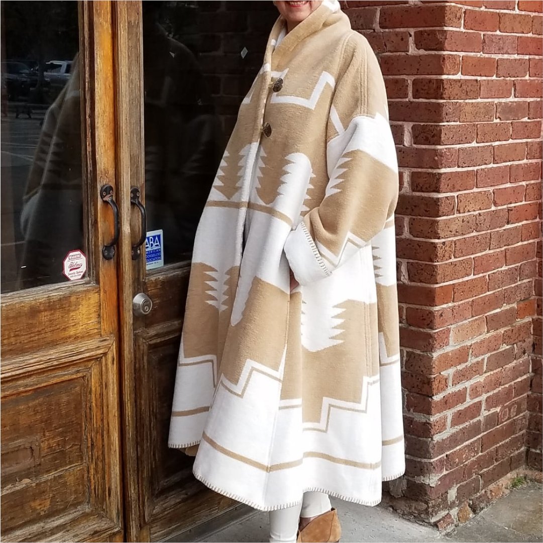 MakersRow's tweet photo. Adore Designs is a brand of distinctive, handmade wearable art fashions created from Beacon's iconic Southwestern blankets.
.
.
#factory #manufacturer #production #garment #productdesigner #patternmaking #productpackaging #techpacks #supplier #ecommerce #productidea https://t.co/nfuwTxq2c2