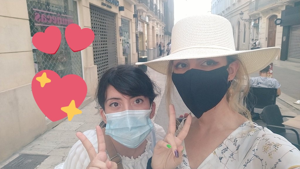 belusaku's tweet photo. Reinas de españita~~ ♥️♥️ https://t.co/AdxfdRm8Vu