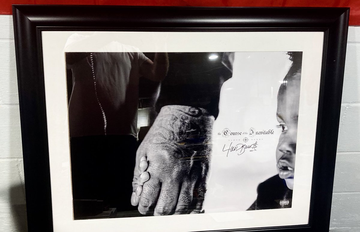 EmceeTV's tweet image. The hiphop memorabilia collection is steady on the rise. I just got back my framed autograph of #thecourseoftheinevitable by @Lloydbanks . This is a Dope addition! #emceetv #hiphop #lloydbanks #collection