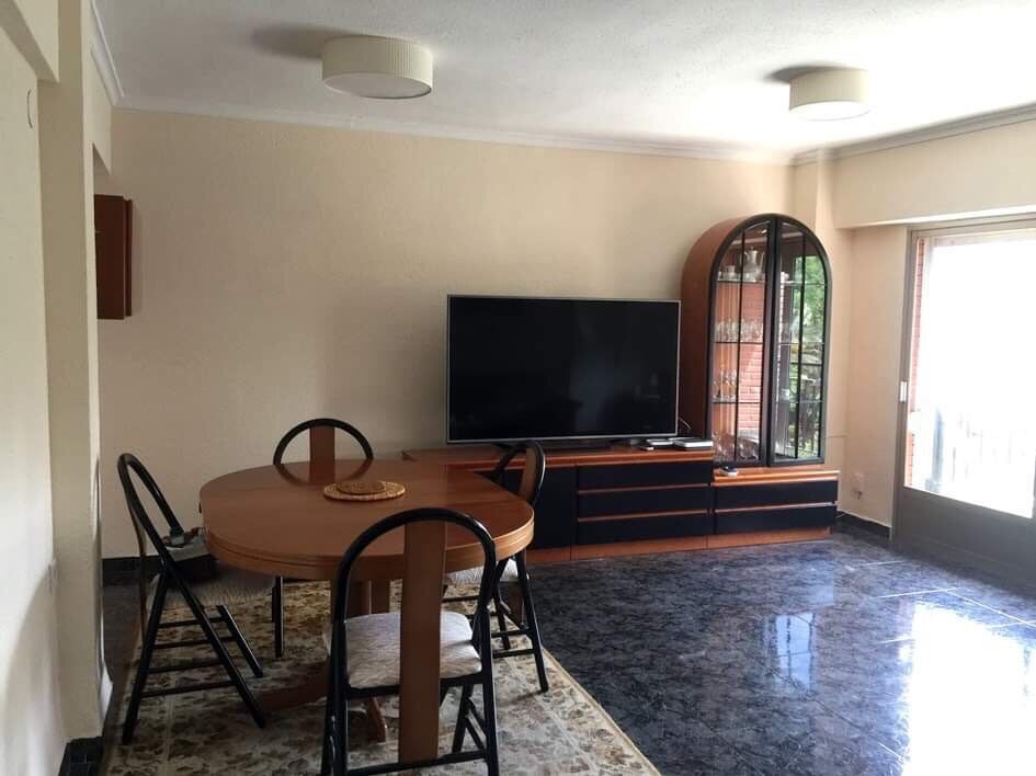 HouseSitMatch's tweet photo. NEW #housesitting in #Valencia #Spaini 31 Aug - 14 Sept - JOIN Housesit Match as a #housesitter to apply and CLICK HERE for more information https://t.co/1xqc5gaTSA #petsitters #dogsitters #dogsitting https://t.co/guyDUYHmuU