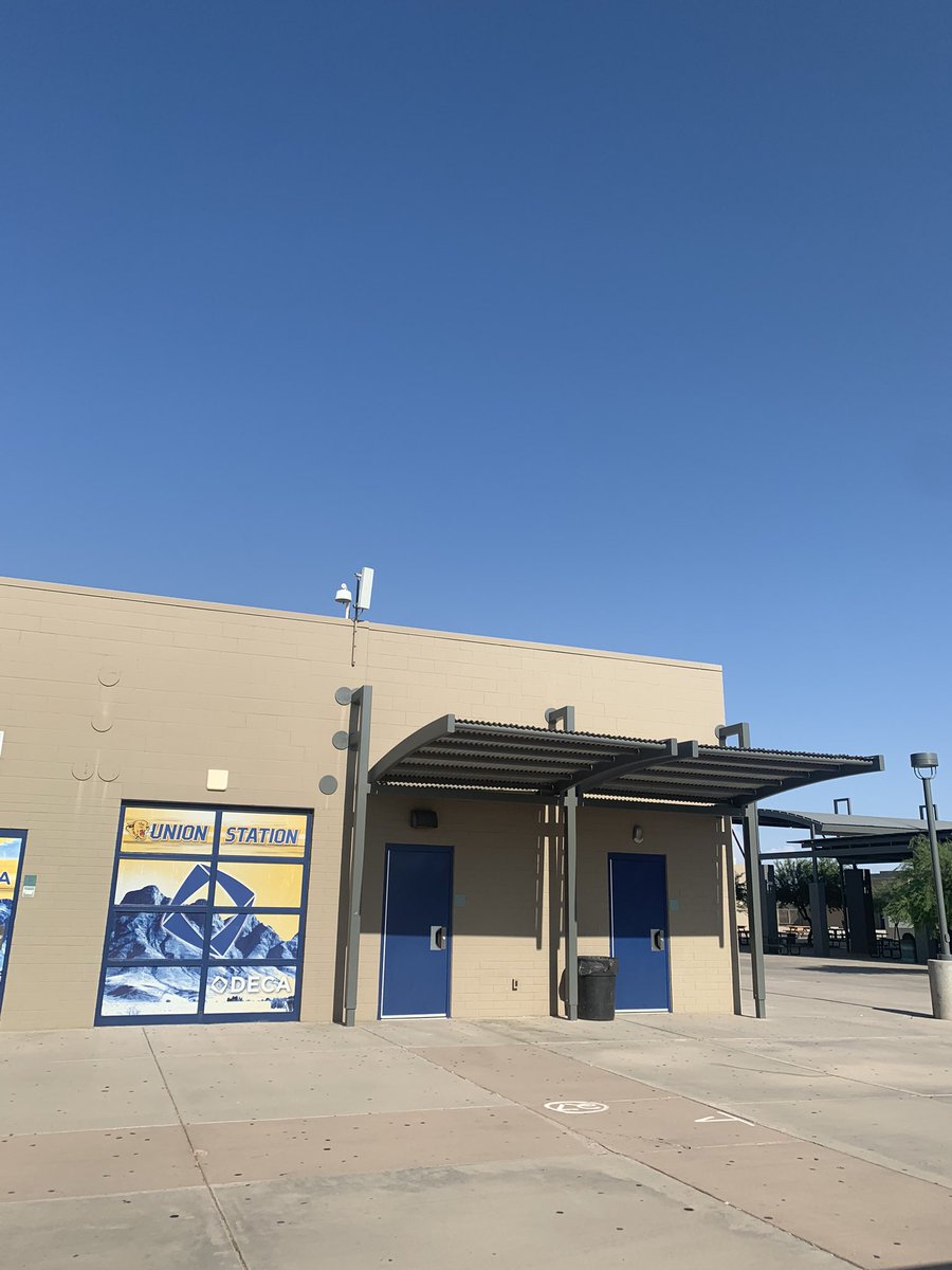 CasaGrandeDECA's tweet photo. Hey Cougars starting Monday 8/23/21 our DECA store windows will officially open for the school year! We are open during first and second lunches on Mondays, Tuesdays and Thursdays! Don’t forget to come on by and give our slushes a try! https://t.co/XfB0U6K3az