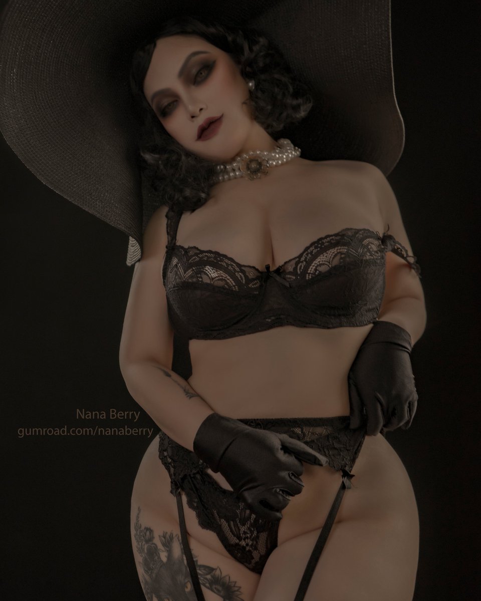 Wake the fk up Ethan! Lady Dimitrescu is available on Gumroad! https://t.co/Cz7mMWazy6