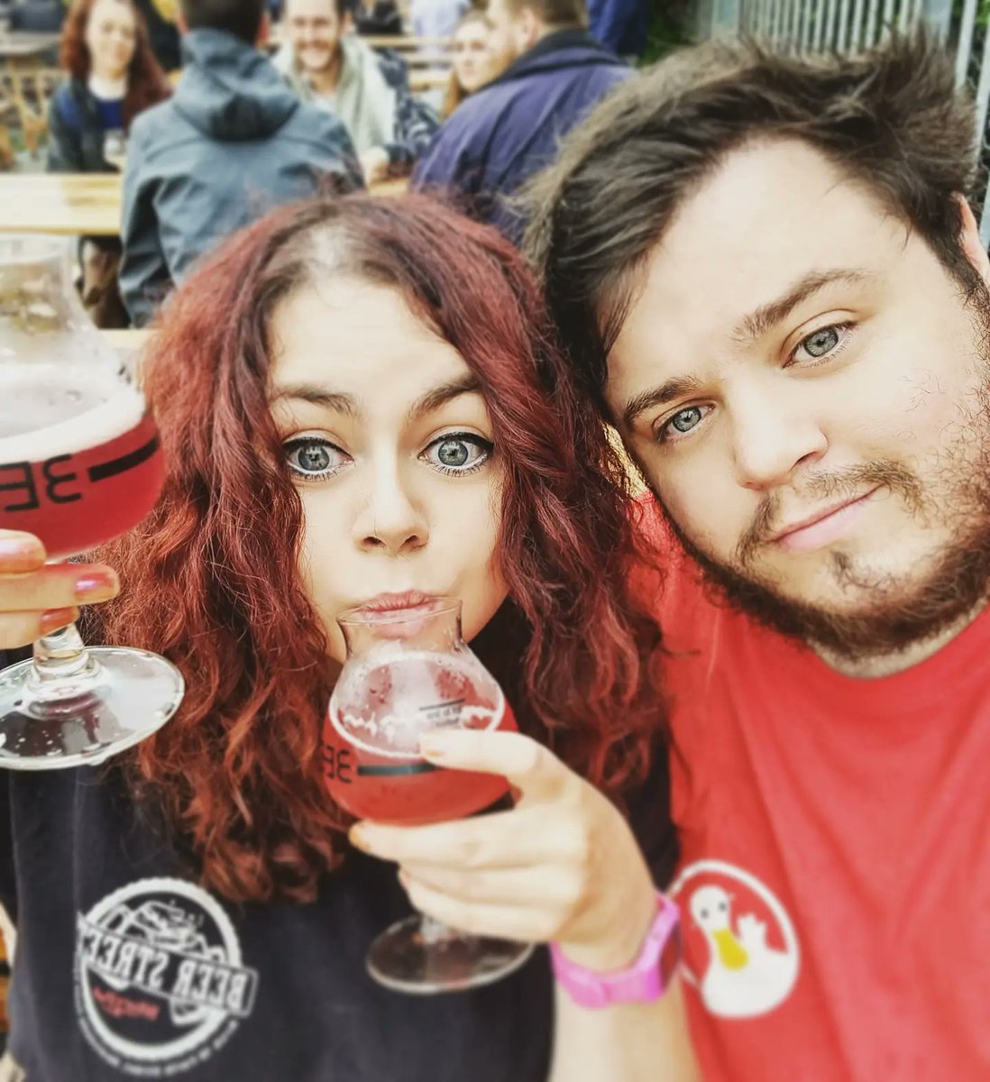 Wobbly Duck tweet media