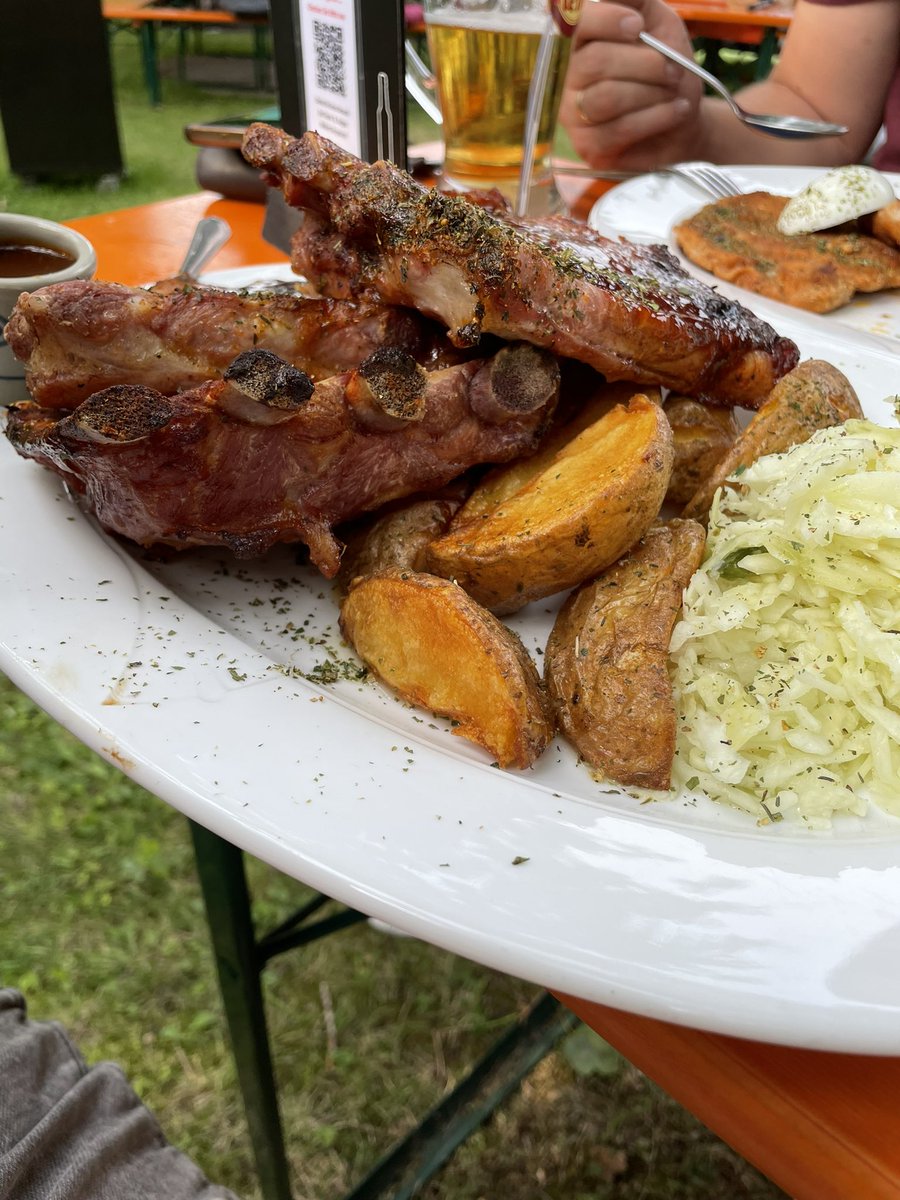 Handschuhkaiser's tweet photo. #sparerips #foodporn Einfach zu viel. ๐คค https://t.co/XwKSYzUalQ