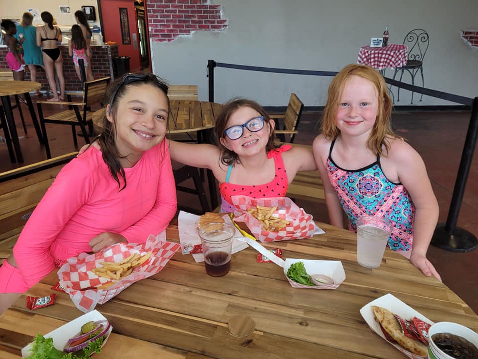 GSCTXcouncil's tweet photo. When you support the Girl Scout Cookie Program, our girl entrepreneurs learn about money management and their hard work pays off with awesome activities. π°Troop 8306 was able to plan a trip to a water park this summer with their #gsCookieProgram earnings.πͺ π πͺ https://t.co/lZqOGmw5nv