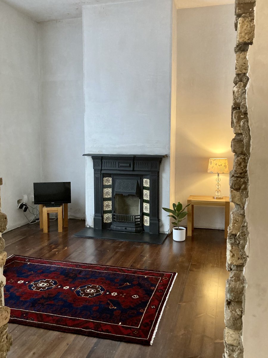 MariaCanEmb's tweet image. How it started… how it’s going! Feeling very blessed to have my own home and getting so much enjoyment from renovating it. So happy to live in #Dublin 🏡💙