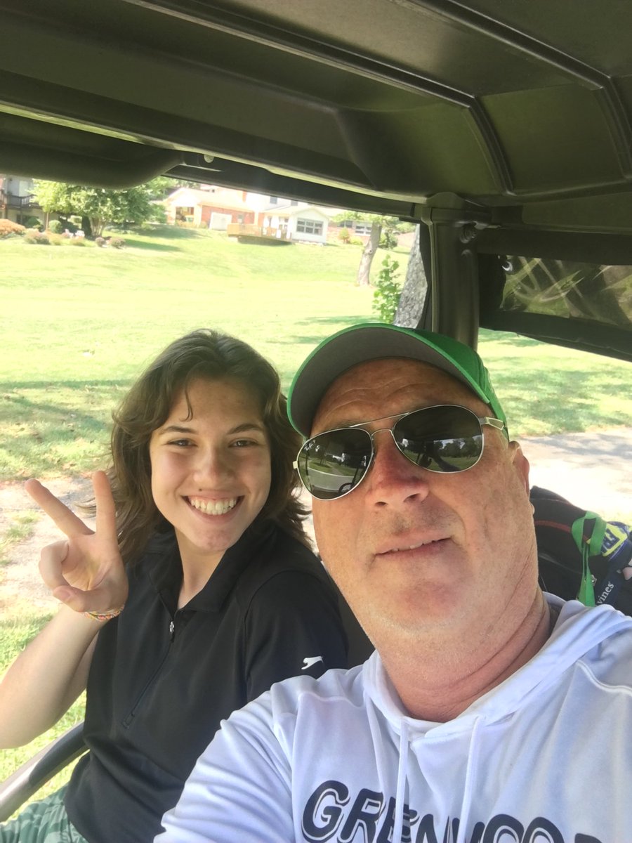 My Co Coach today Emalie ⁦<a href="/EmalieRippetoe/">Emalie Rippetoe</a>⁩ at Mooresville Invite ⁦<a href="/Gwoodathletics/">Greenwood Athletics</a>⁩