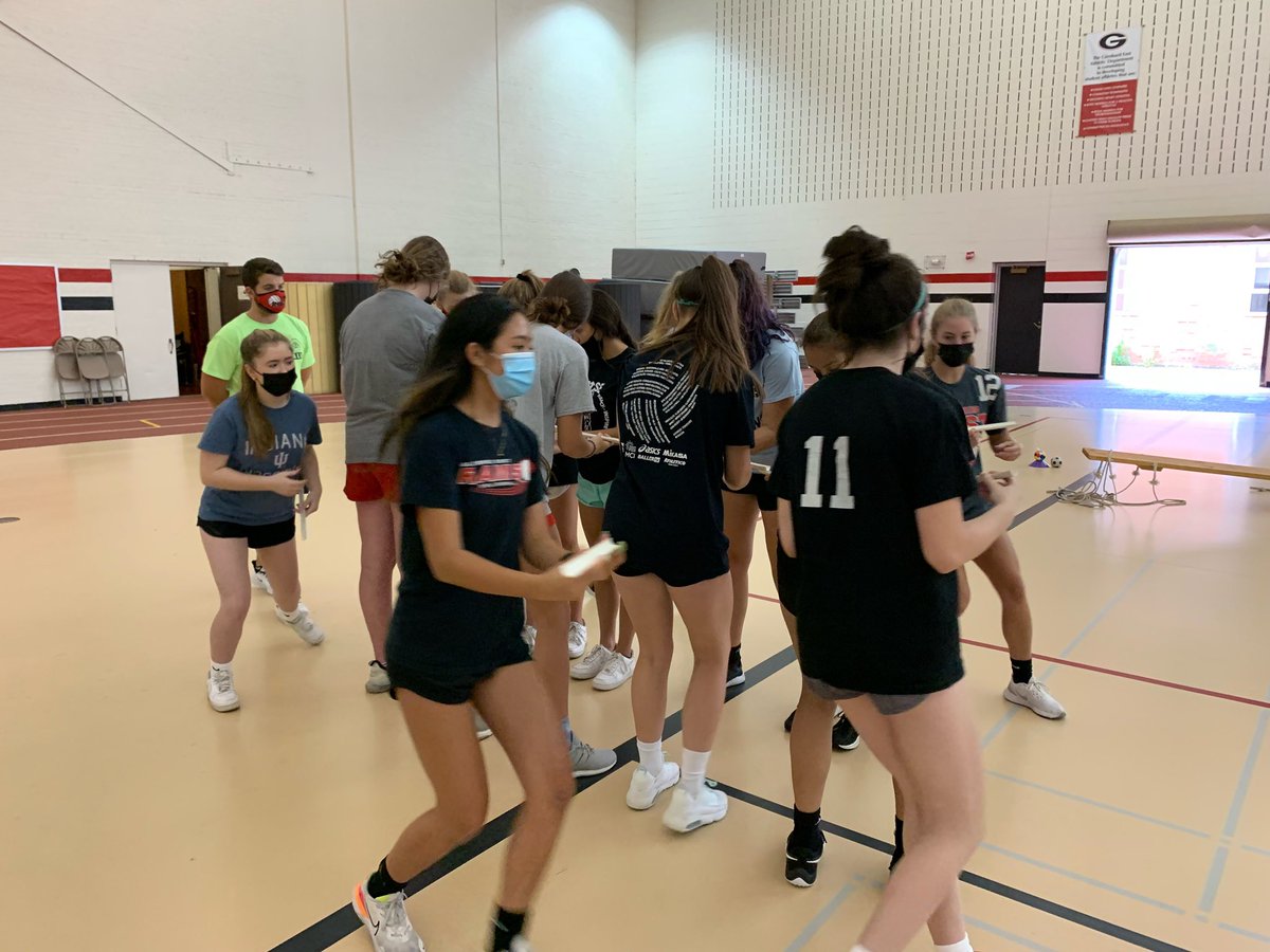 GEVBall's tweet photo. Varsity tackling challenges head on https://t.co/VrEXEfuque
