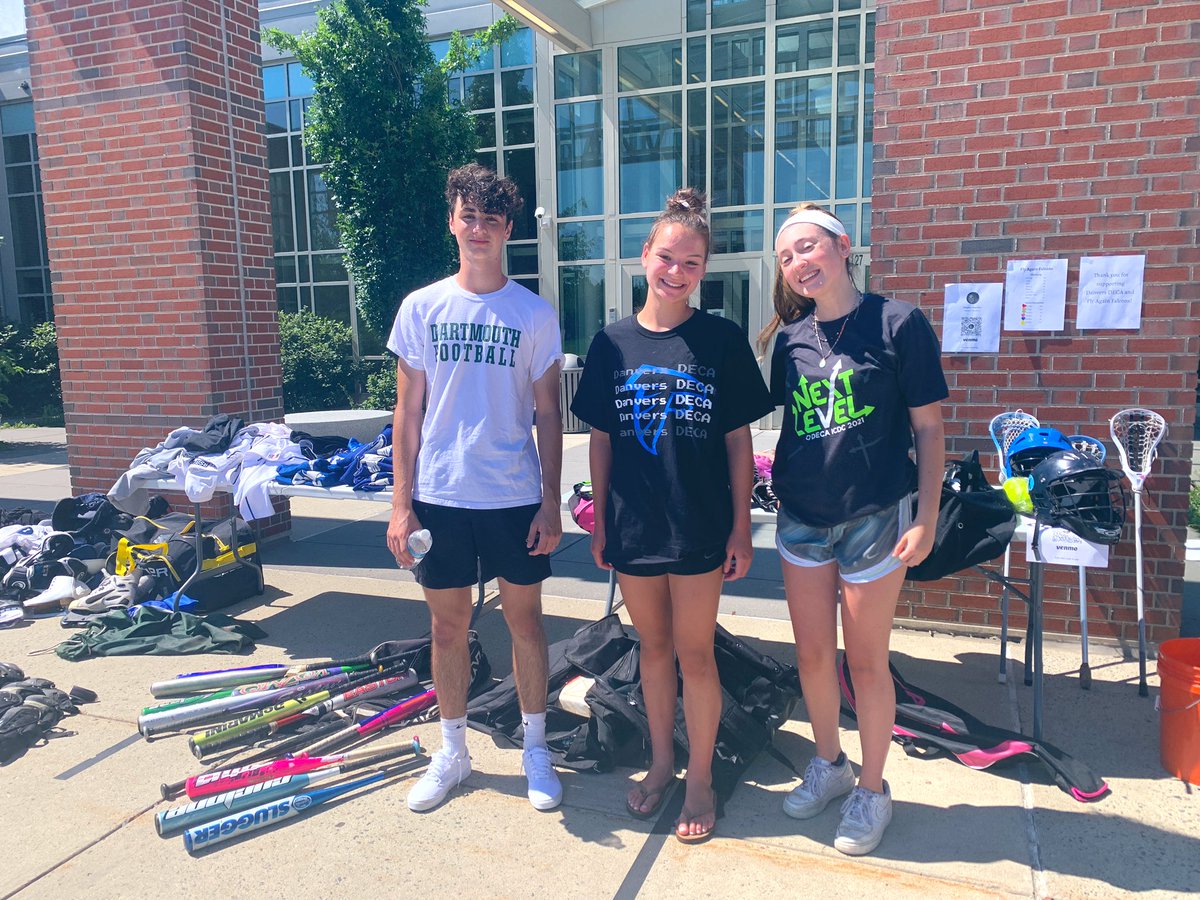 It was hot but this crew raised money and provided people with stuff they needed! Good work to our sales team and thanks to <a href="/moniquemaggiore/">Monique Maggiore</a> and <a href="/JakeSpignese/">Jake Spignese</a> for helping! <a href="/TweetDHS/">Danvers High School</a> <a href="/Danvers_DECA/">Danvers DECA</a>