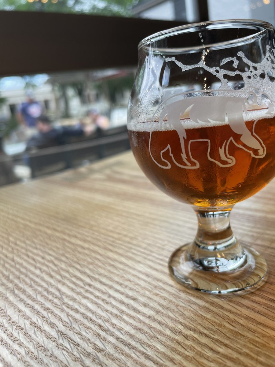 NearestYou's tweet photo. Beer time @OMNIBrewing #drinkbeer #mnbeer #drinklocal #localbeer #mnbrewery https://t.co/Jkfx4RlRmh