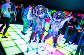 RadioRomney's tweet image. Your in the Club Zone on Romney Marsh Radio. The Old School warm up from 7pm, Lee Everest is here at 9pm and Mike will take over at 12am.

Listen on your smartphone, on your smart speaker &amp;amp; online, just click the link below!!!

ow.ly/NQwS50FVpUU