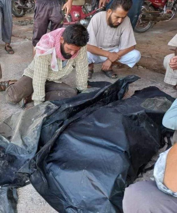 ScottLucas_EA's tweet photo. UPDATE: #Assad Regime Kills Woman nd 4 Children in Northwest #Syria 

https://t.co/jBKch44aYr https://t.co/mwyscZbNuj