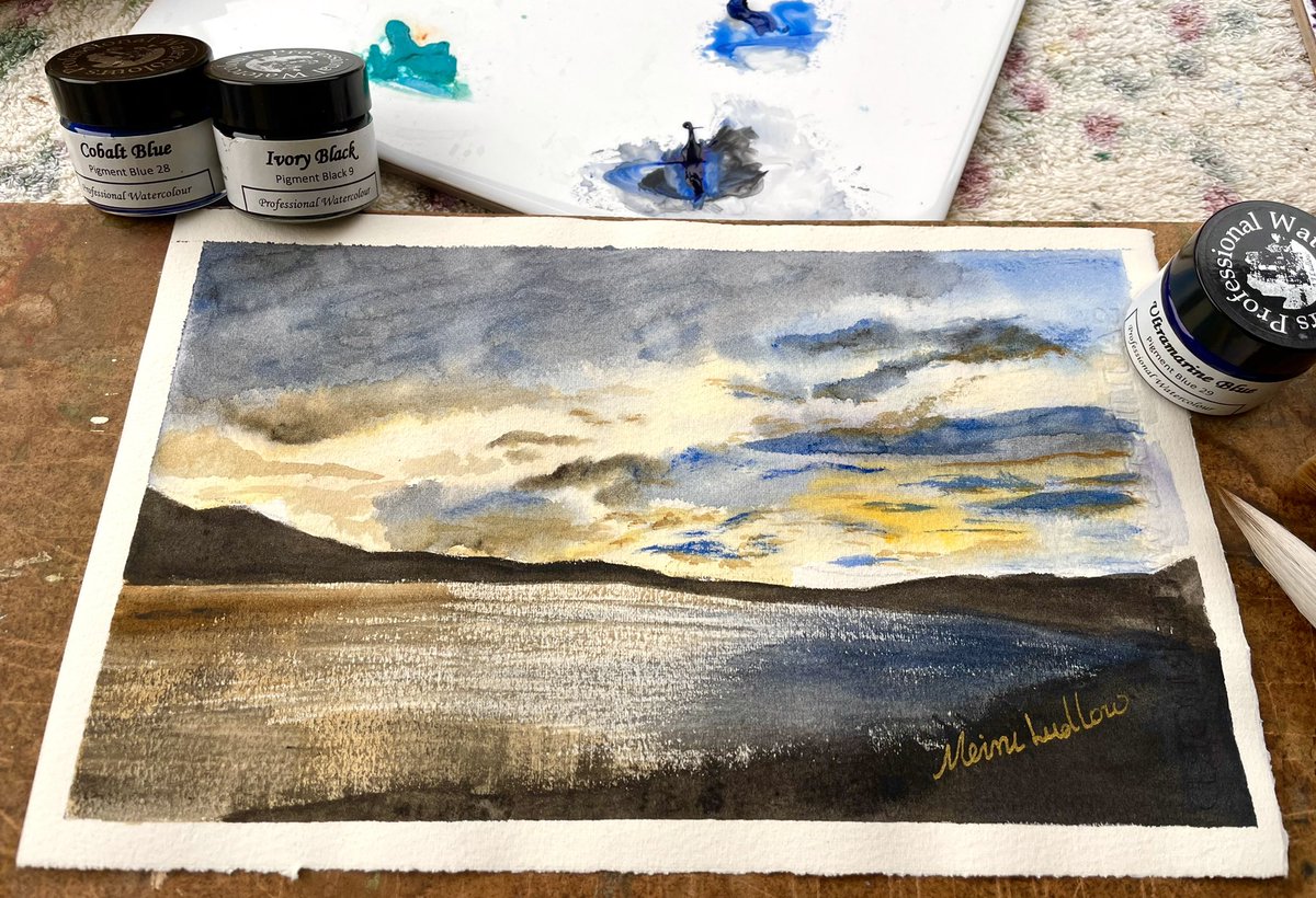 LudlowMeiru's tweet photo. Watercolour painting- Evening at River Taff. A colour study of Cobalt Blue, Ultramarine Blue and Ivory Black. 

#ajludlowcolours #watercolourpainting #watercolorart #colourstudy #landscape #eveningscenes #rivertaff https://t.co/OhSmL5Mf0u