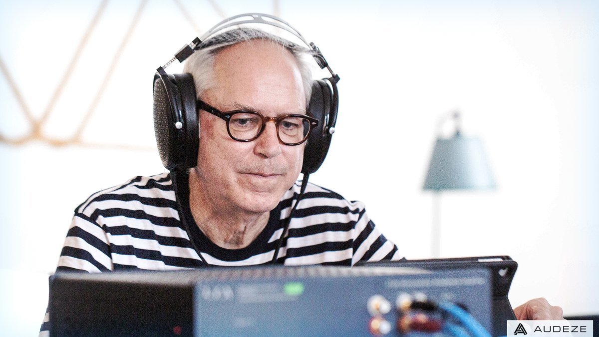 Audeze's tweet image. CRBN Artist listening party in NYC June 2021
Part 3 of 3, with @BillFrisell @mglaspy @lightcapbass @JulianLage 
Thanks to @LinearTubeAudio and @ChordAudio for amps and DACs. Photos by @ooramusic.

audeze.com/products/crbn
#CRBN #electrostatic