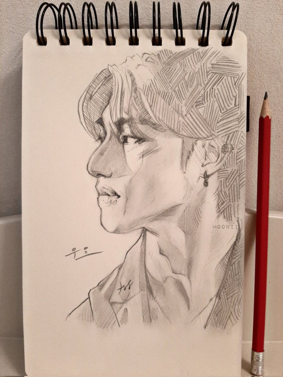 Late night Wooyo sketch🖤
#ATEEZ #에이티즈 #우영 #우요 #ATEEZfanart 