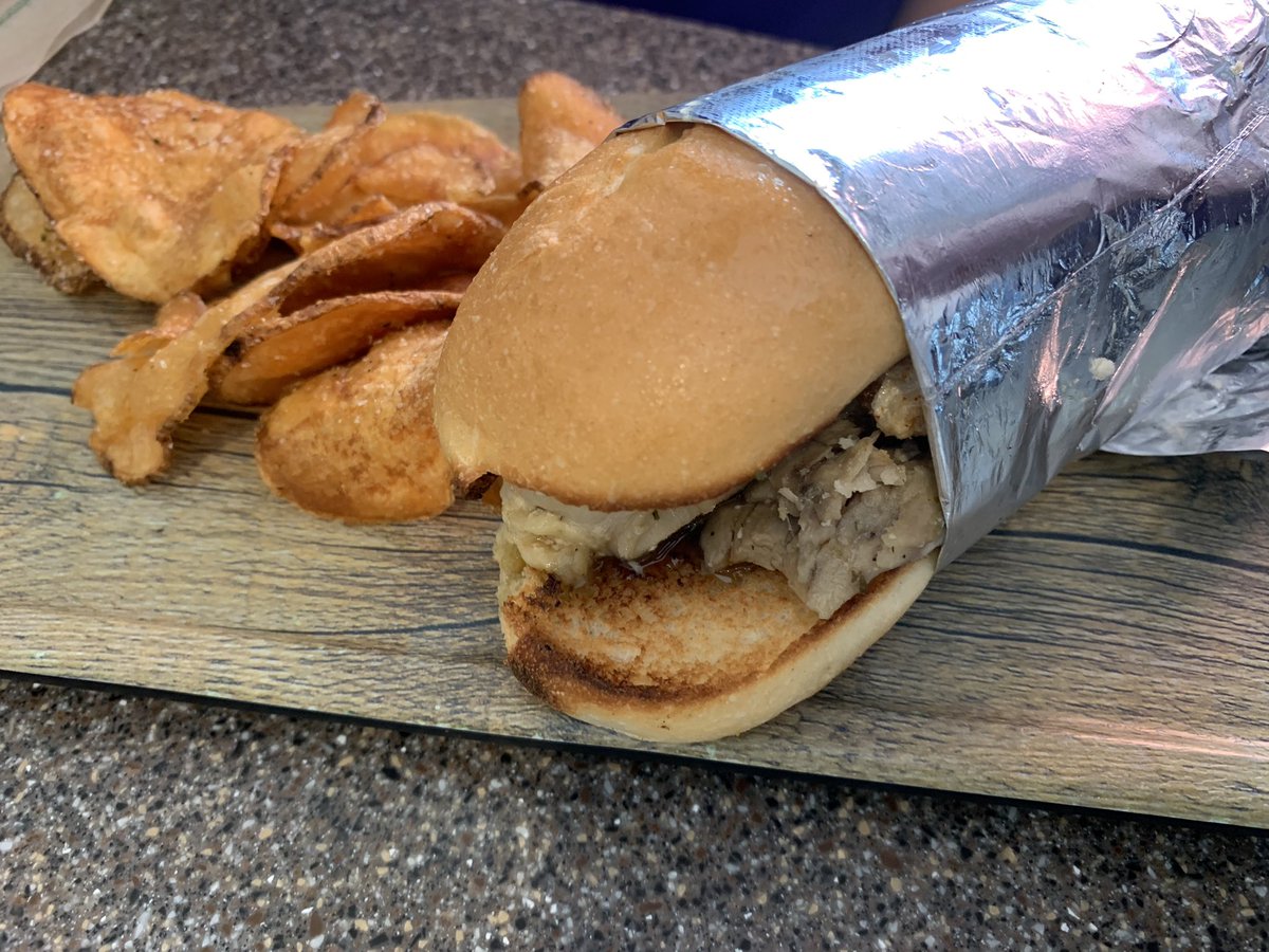 daguru9's tweet photo. Never disappoints! @JohnCollazo2 #Poseidon3 #TheEddy #YaMon #PorkRinds #BigSandwich #Sandwiches #GoodEats #LocalEats #EatLocal #MilkDistrict
Might like the #Poseidon3 better than the #Poseidon2 https://t.co/Nug87pJnO1