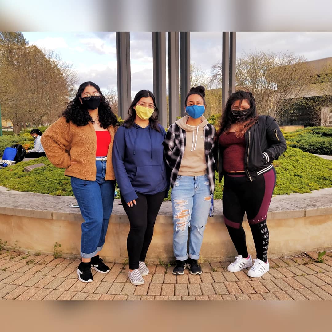 EIU_LASO's tweet photo. Welcome Back!! Were excited to be starting off a new school year by announcing LASOs new E-board!! Congratulations Ladies!! ♡♡♡
President: Kyara Morales
Vice President: Kristal Munoz
Secretary: Jasmine Yusef
Public Relations: Diiana Argueta
♡♡♡ #eiulaso #eiu https://t.co/XomQf7J3gK