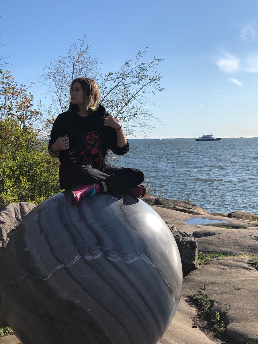 Todays adventure w the #corpsehoodie was Helsinki Biennial.     
Sun and the sea. 
Where to next? https://t.co/iOhTx3hEpS