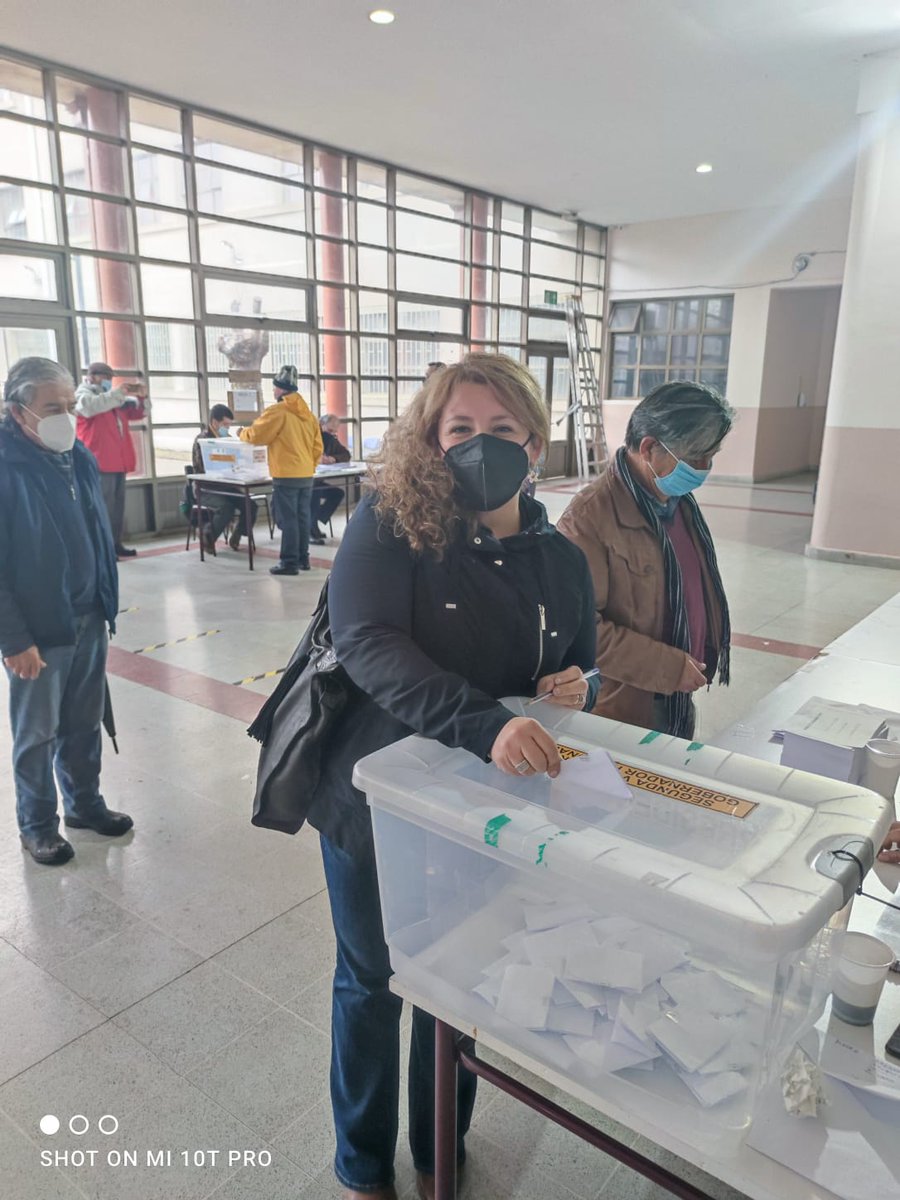 Cumplido mi deber con orgullo, esperanza y felicidad, ratificando mi apoyo a <a href="/paulanarvaezo/">Paula Narváez</a> siempre. 
#PaulaNarvaez #PaulaPresidenta 💜