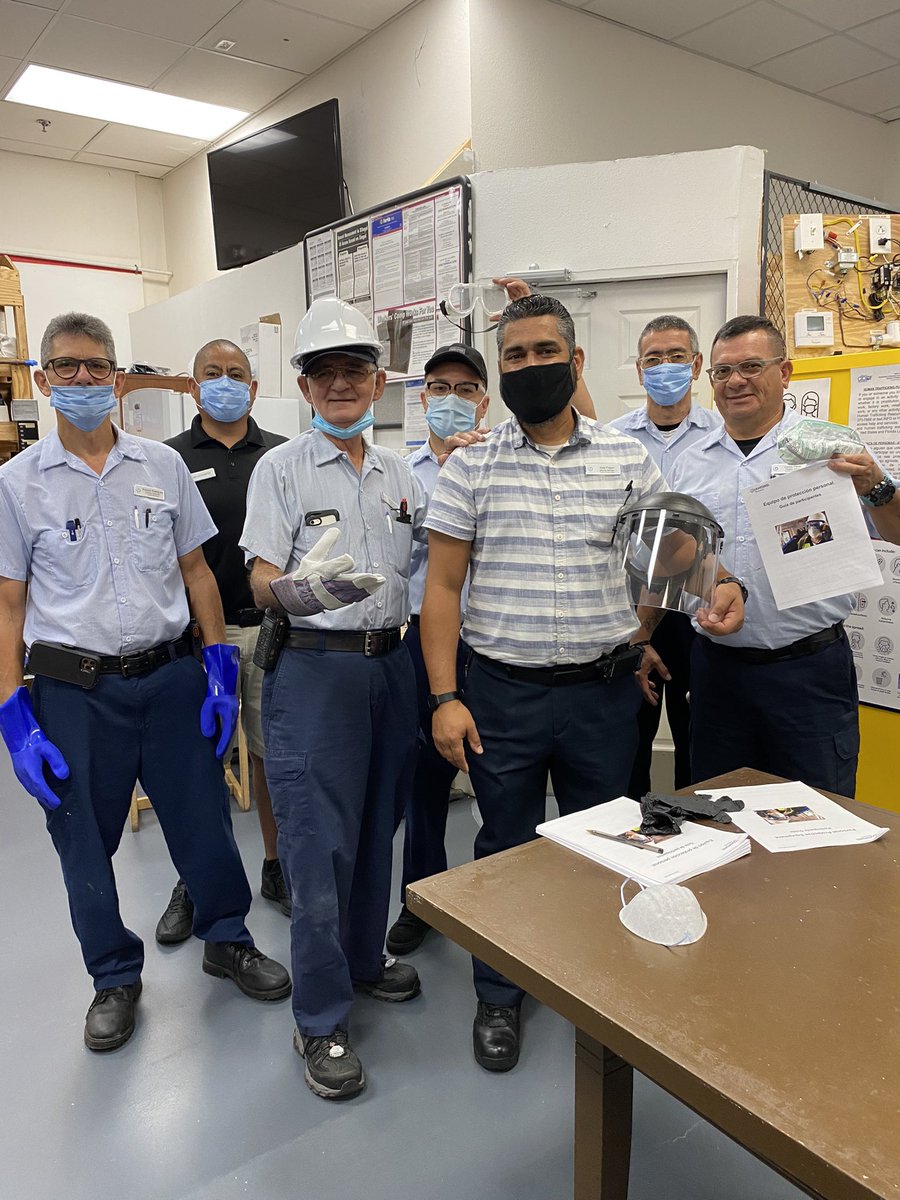 Convinced that Safety comes first, today we were able to strengthen our knowledge in the use of Personal Protective Equipment #PPE Thank you @JoseDia83990381 for sharing your knowledge with us 👍🏼 @DiamondCareers @diamondresorts #LifeAtDiamond @lloduca @JoelMen28829535