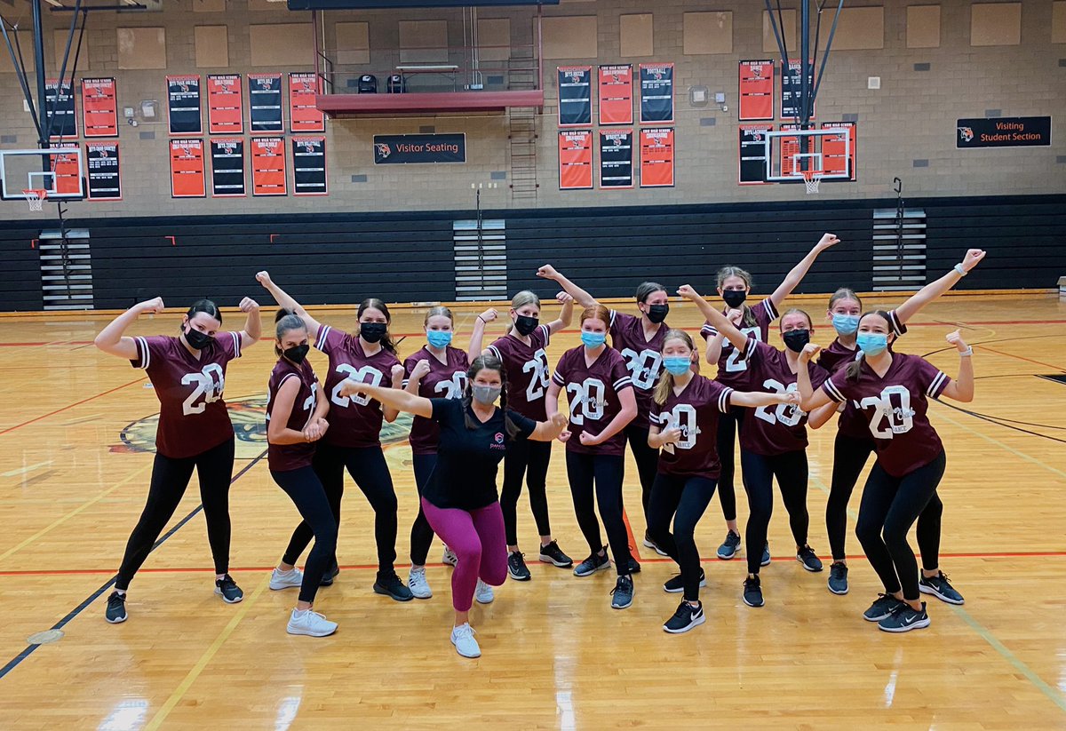 SCHSRaptorettes's tweet photo. Thank you so much Dr.Periotti and @dancer_fitness_  for the amazing mind and body boot camp last night! We were so grateful to attend and learned so much! Special thanks to @eriepoms for hosting us as well! https://t.co/59v3TnwU8d