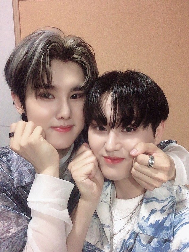 cukeypy's tweet image. 📷210821

CU:KEY, ¿viste el escenario de N.CUS hoy? ♡♡ 
Al final, junto con Yongyong📸📸