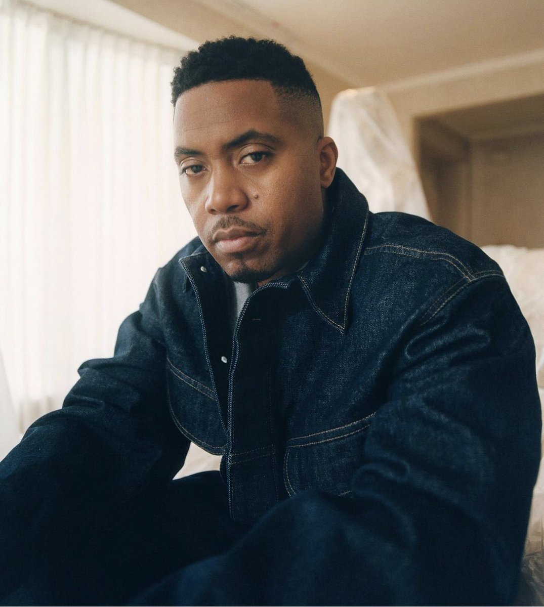 MassAppeal's tweet image. CUBAN LINK QB CHAIN BELONG IN THE MOMA.

#KingsDisease turns ONE 🎂
A lot can happen in a year...