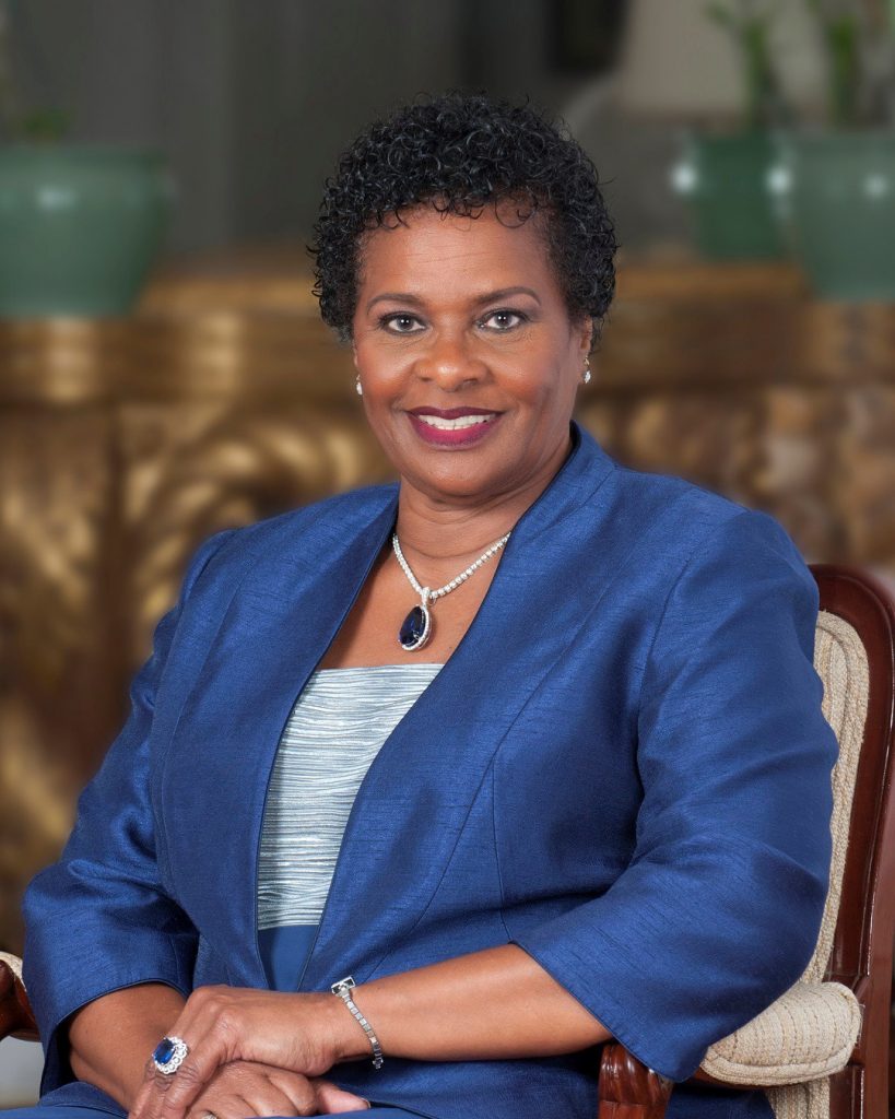 KevzPolitics's tweet photo. #BREAKING - Barbados PM Mia Amor Mottley announces current Governor General Dame Sandra Mason has consented on her nomination as first President of Barbados; it will now be subject to a vote in both Houses of Parliament - if vote passes she will be sworn in on Independence Day https://t.co/NWjxRnIdbQ