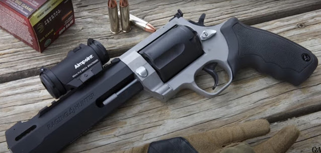 DefenseLrca's tweet photo. Guns&Ammo - Revisão do Taurus Raging Hunter 460: um revólver "maldoso"
#TaurusArmas #CBC #TaurusUSA #tasa4 #JindalTaurus #RagingHunter #turnaround
https://t.co/1csJWiVYwi https://t.co/ICcGjk3uXT