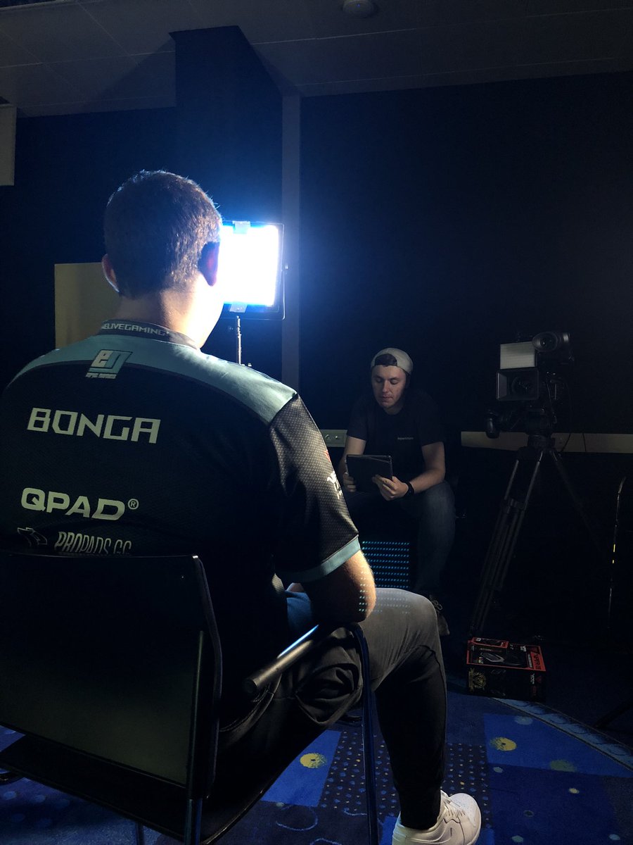 Das wars für heute; ABGEDREHT! ✌🏼 Danke <a href="/EPICDUDESGAMING/">DIE DUDES</a> für den geilen Tag! 💙