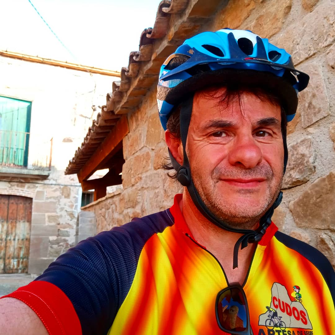 Moissmart's tweet photo. #biker #santbartomeudeltossal #eltossal #ponts https://t.co/s2tnR6w9GU