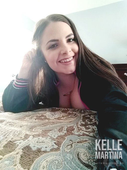 What a little bitch... https://t.co/hxAQwdYof6<a href="/tag/cosplay"class="tags"><span>#cosplay</span></a>