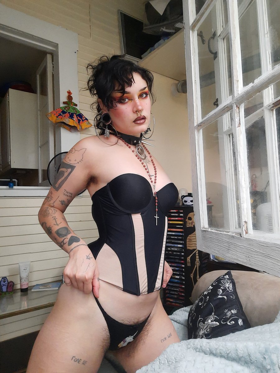 Yaushi2's tweet photo. @OnIyFansNewbs https://t.co/siuQmSdqB5 
Here to give you the best orgasm of your life! xoxo https://t.co/MpdMnyzUIp