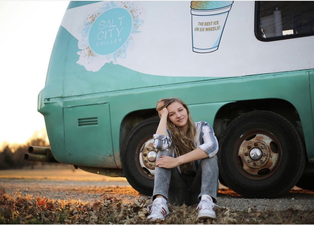 jeffpage2's tweet image. Folks, it’s time to think about Senior photos or family Christmas photos. I can’ recommend Meredith Frahm enough! She great to work with, super talented, and makes everything easy. And her photos are some of the best around. meredithfrahmphoto.wixsite.com/mysite