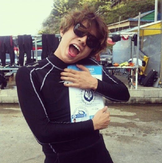 우영은 2013년에 스킨스쿠버 자격증을 취득했다