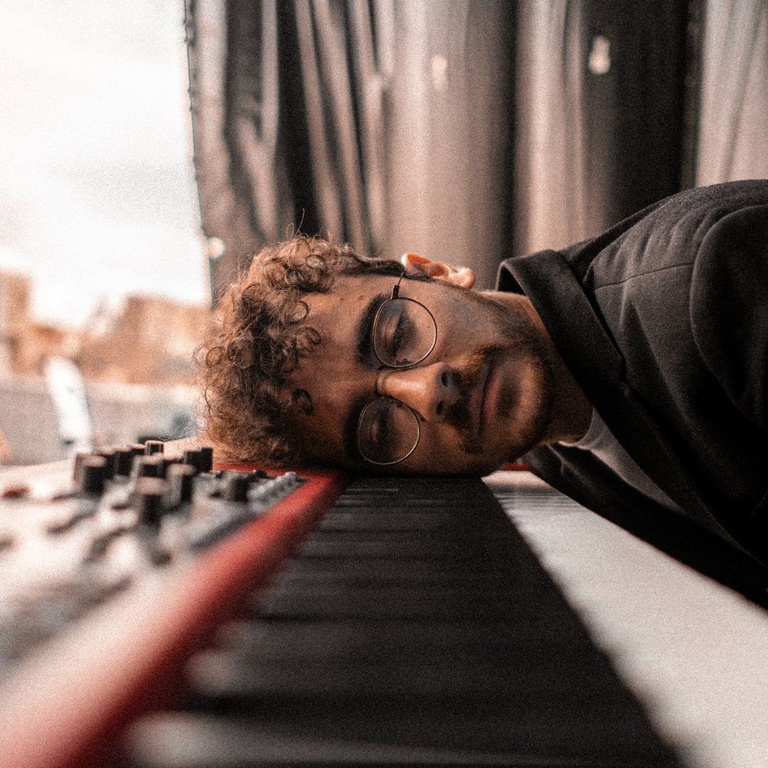 TalentToStage's tweet image. ¡Nos quedamos dormidos!😥⁠
⁠
Pero solo para traerles el mejor contenido sobre #MusicBusiness en Español.⁠
⁠
Muy pronto la segunda temporada de #TalenttoStage 🤩⁠