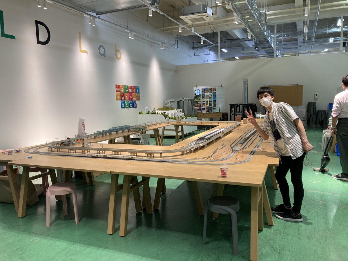 jellymodels's tweet photo. おはようございます!
Today at Small Worlds Tokyo you can play with train!! 😋 😋
#trainmodels #smallworldstokyo https://t.co/39iVc2bL1D